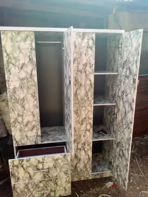 Wardrobe - Size 4 Ft Wide 6 Ft Height