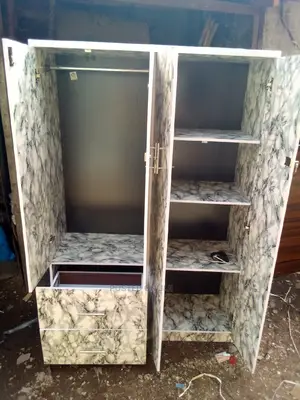 Wardrobe - Size 4 Ft Wide 6 Ft Height 