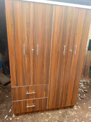 Wardrobe - Size 4 Ft Wide 6 Ft Height 