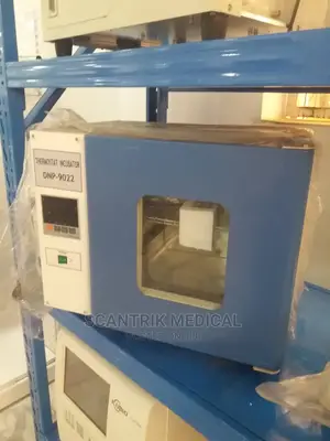 Heating Element Laboratory Incubator