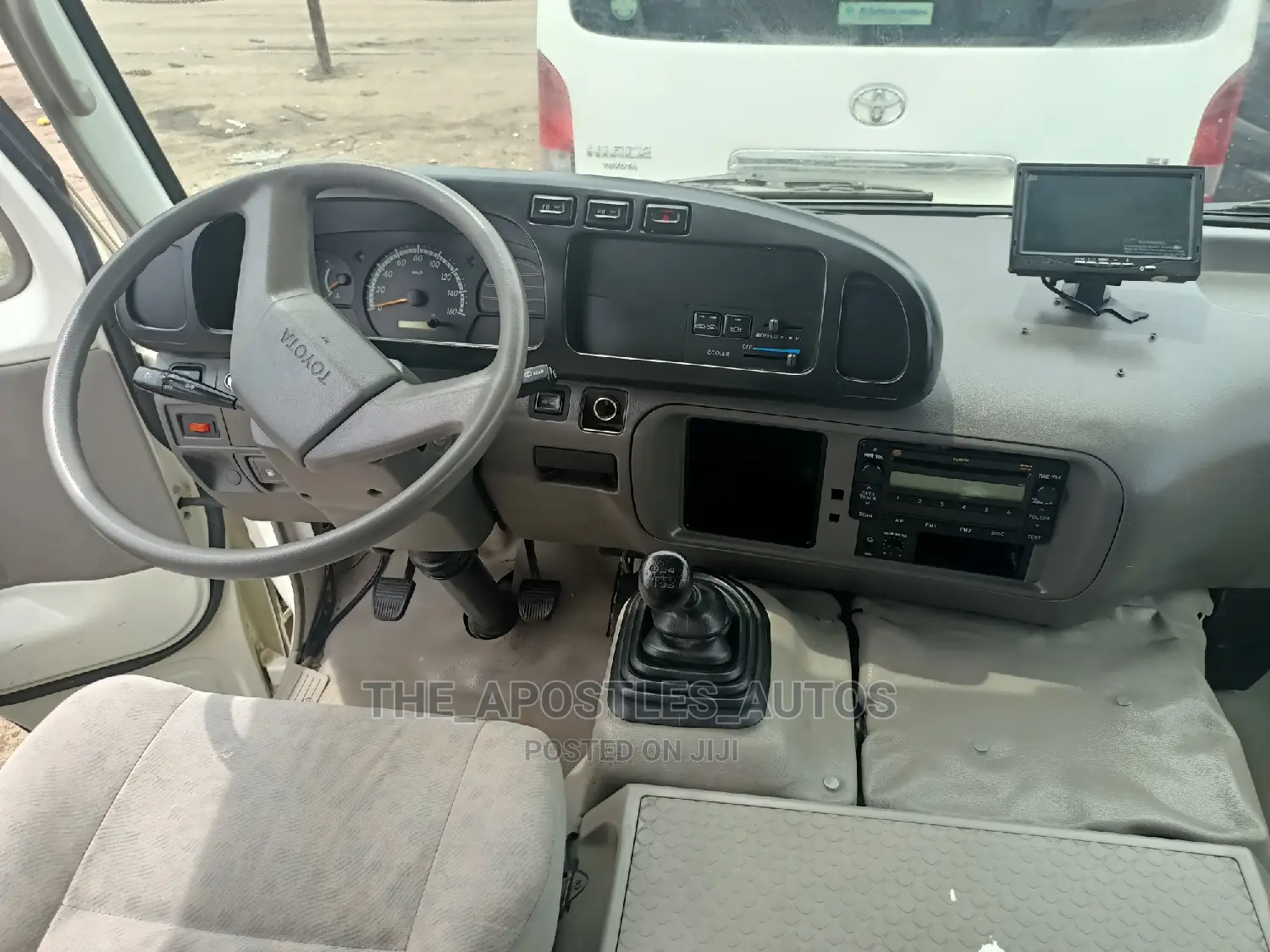 Toyota Coaster 2014 White
