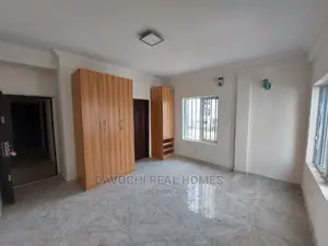 3bdrm Apartment in Orchid Road, Lekki Phase 2 for rent
