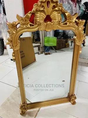 Brand New Gold Mirror Luxurious Design