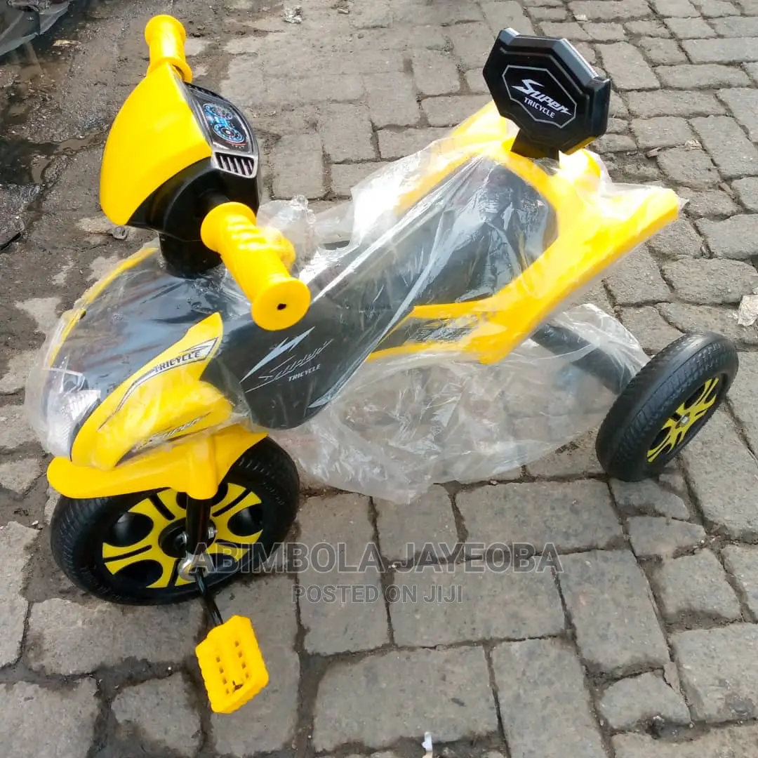 Kids Tricycle With Light (1-5 Years)