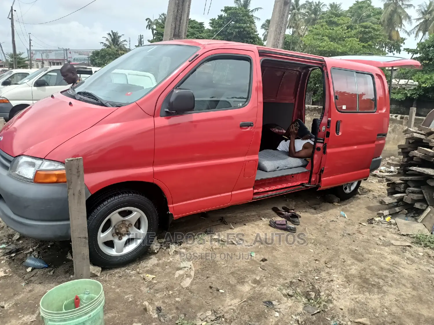 Toyota HiAce 2001 Green