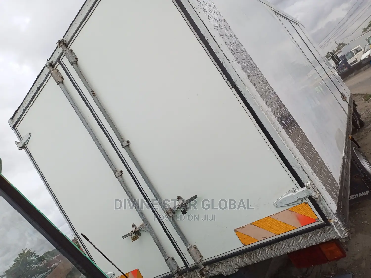 Mercedes-Benz T2 2000 White