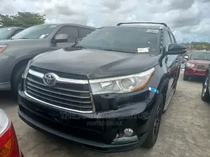 Toyota Highlander 2016 Black