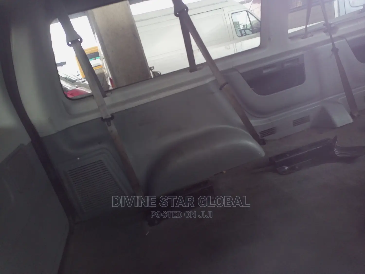 Ford E250 2010 White