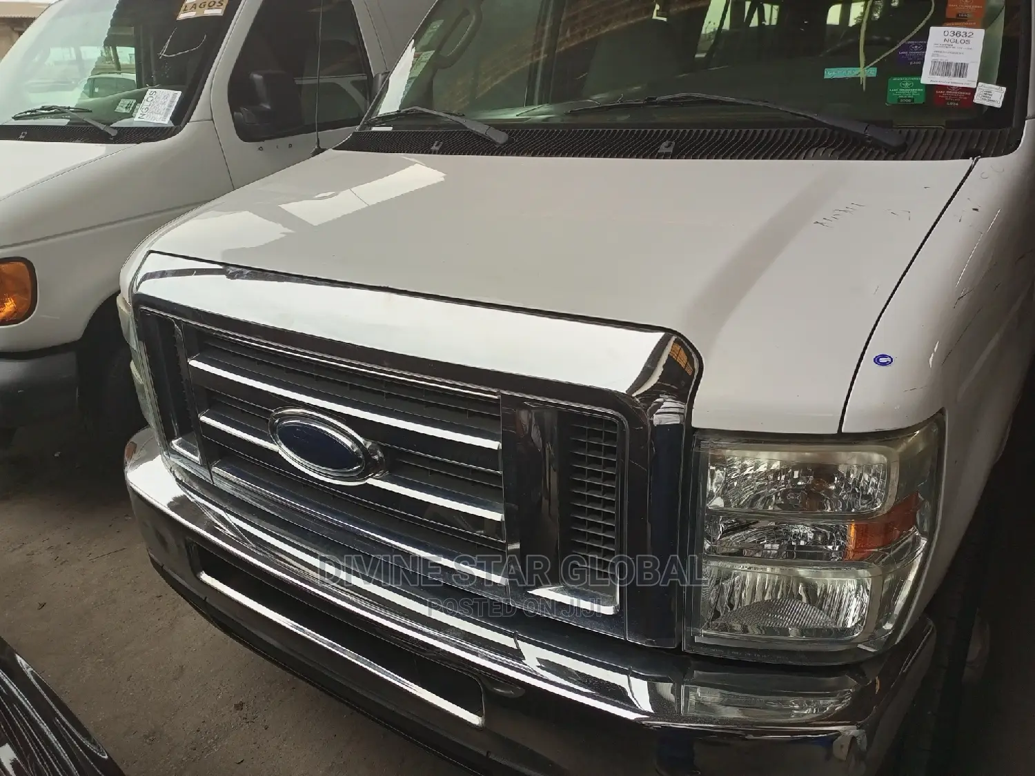 Ford E250 2010 White