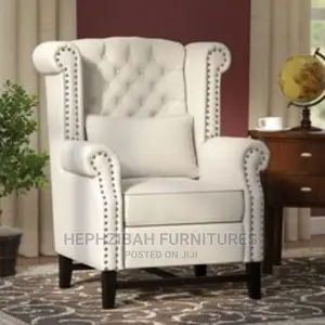 Kings Chair With Pillow