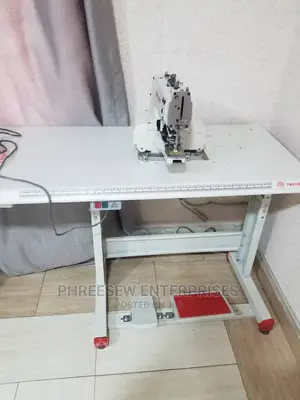 Industrial Button Fixing/Tacking Machine