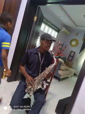 SAXOPHONE Instructor