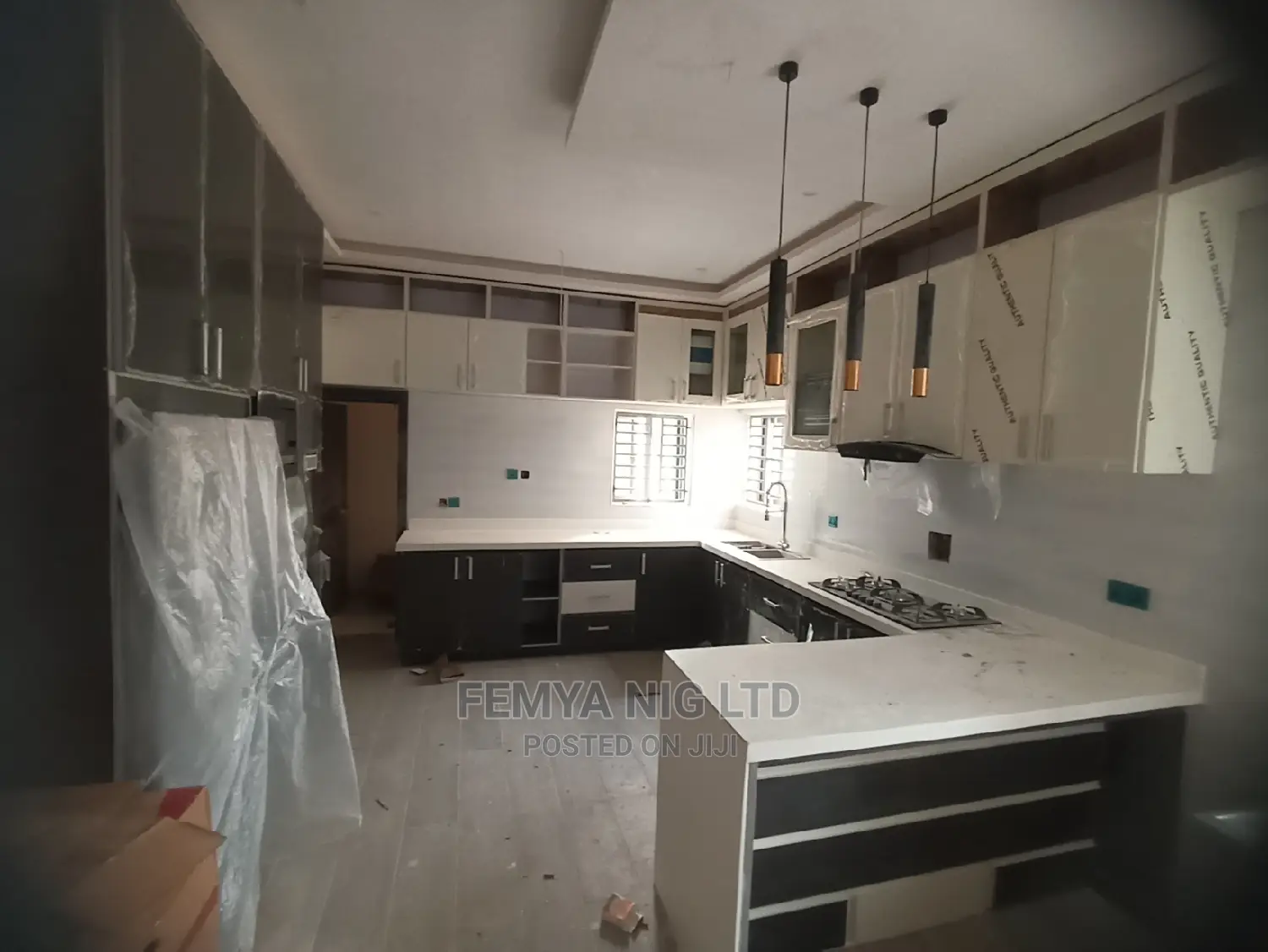 Kitchen Cabinet