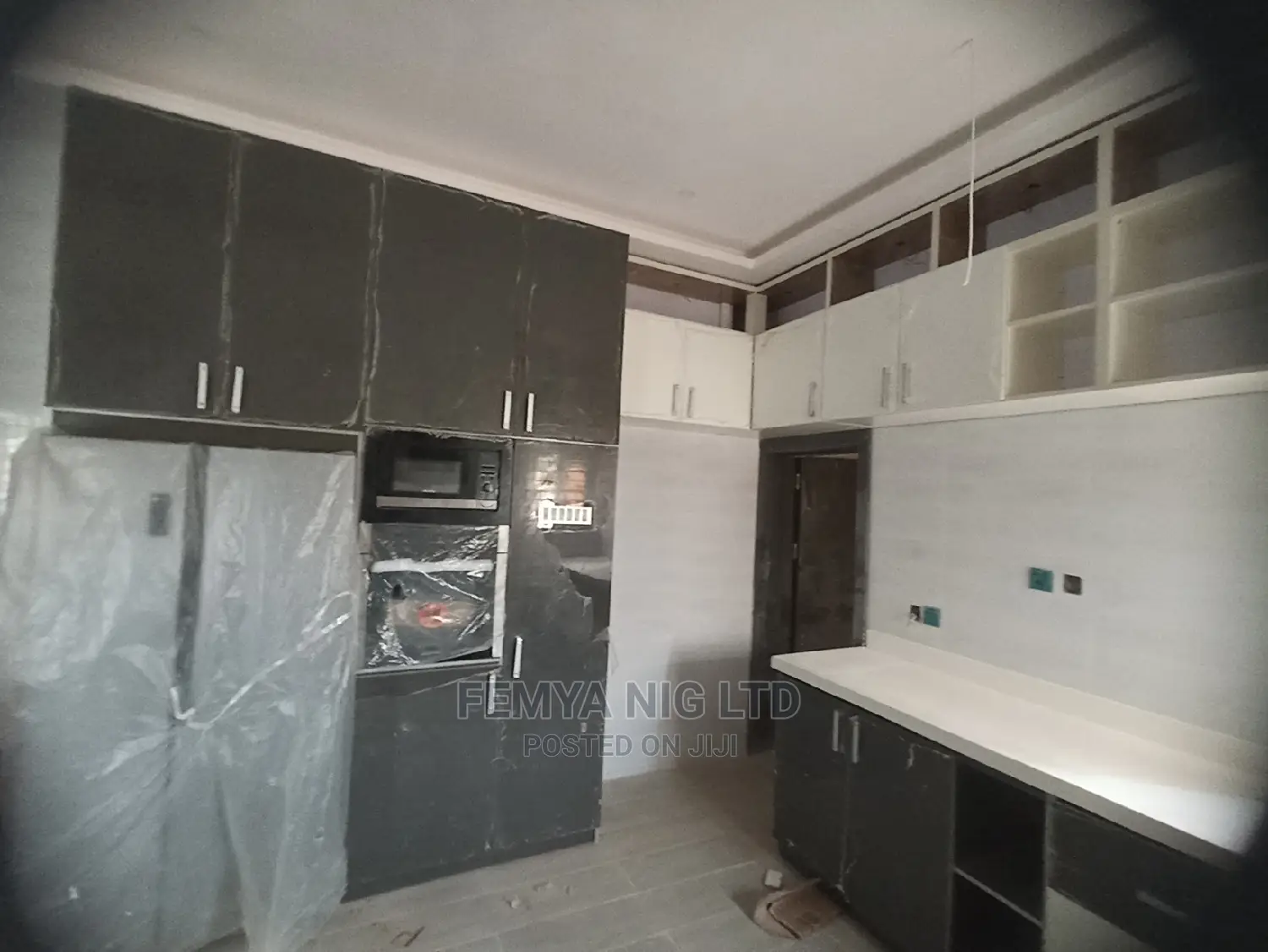 Kitchen Cabinet