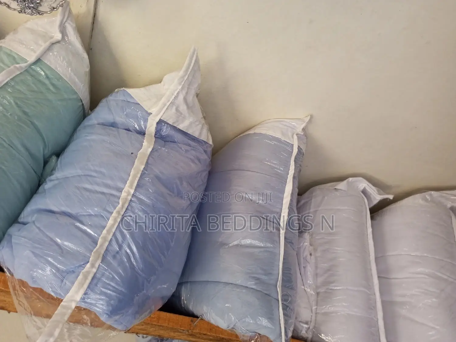 Plain Bedsheet 4 Pillowcases And Duvet