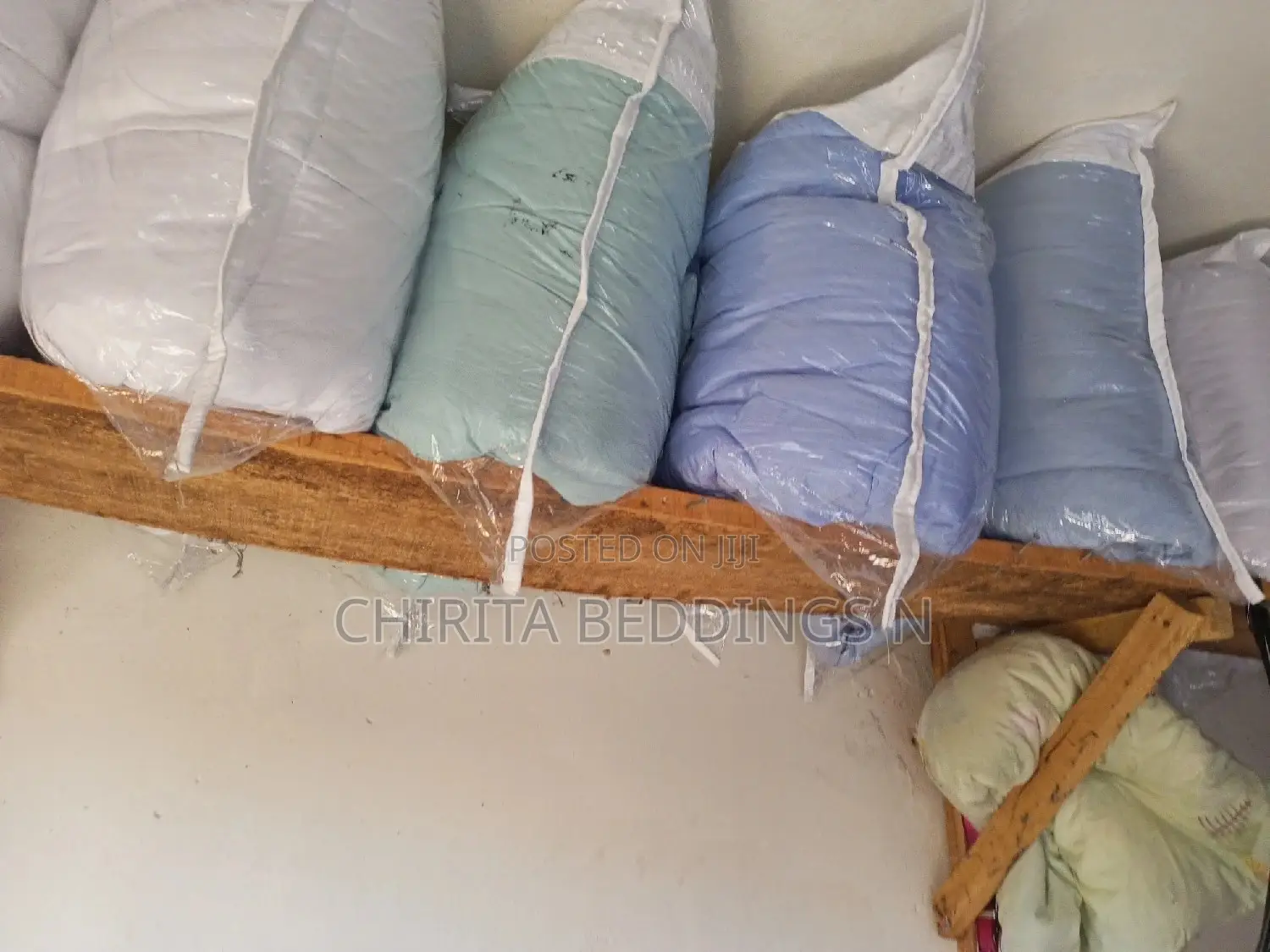 Plain Bedsheet 4 Pillowcases And Duvet