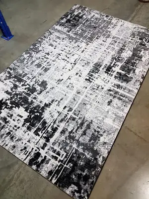 5 by 7 Turkish Center Rug