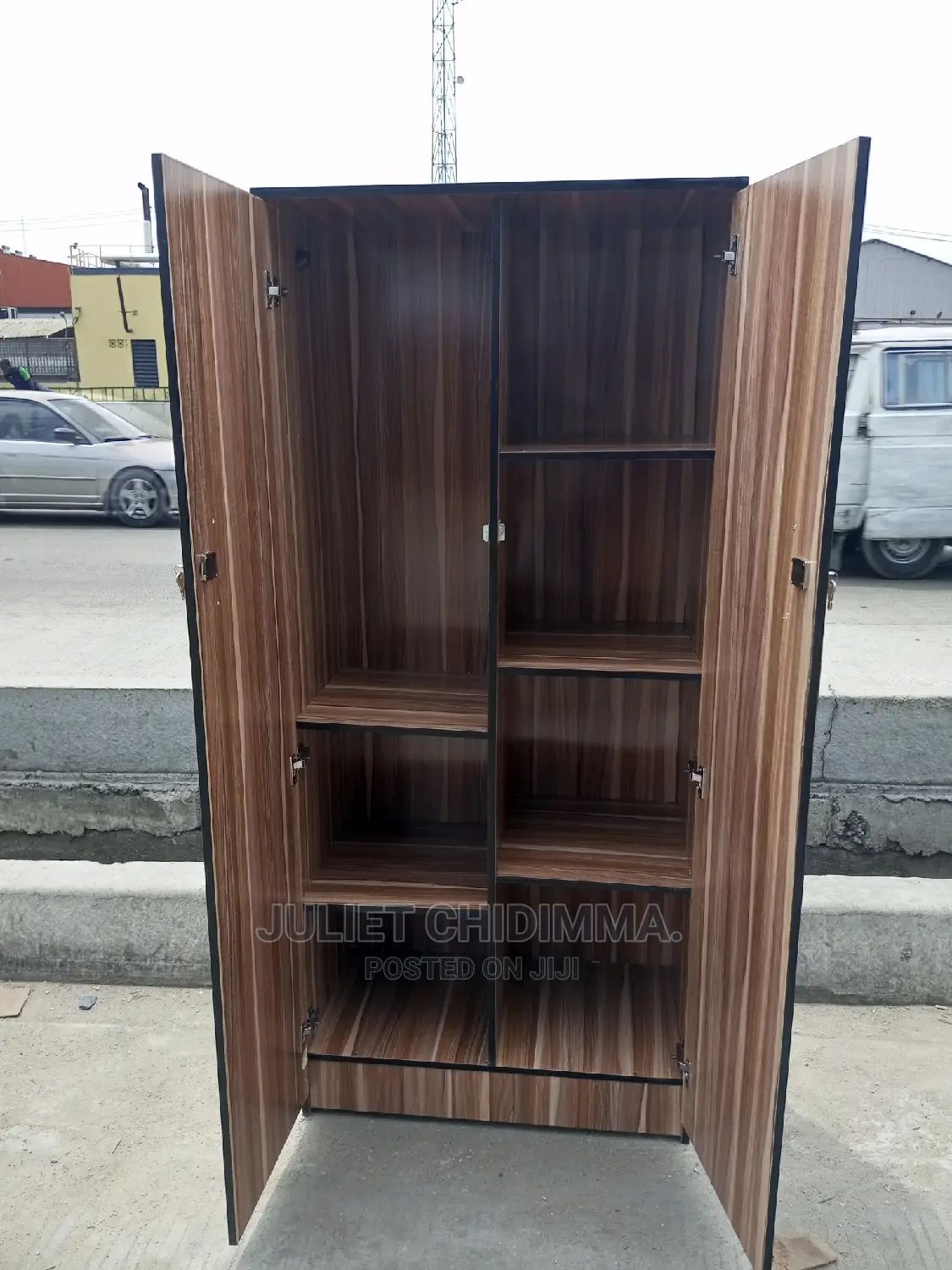 32 Inches Wardrobe