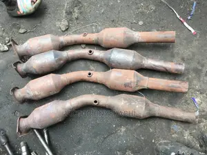 Only Catalyst Toyota Corolla 2003 to 2005