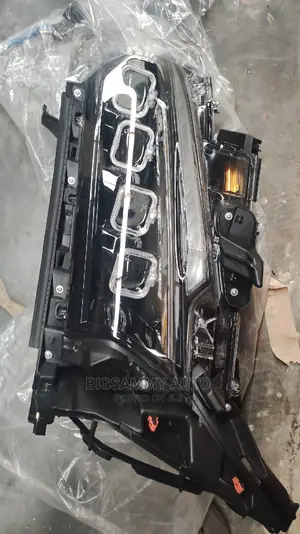 Prado 2018/2020 Four 4 Torch Headlamp / Headlight