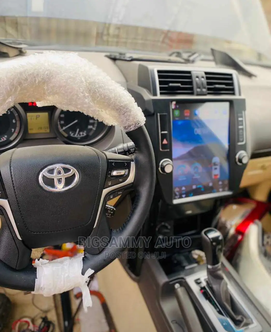 Prado 2014 Steering Wheel and Android