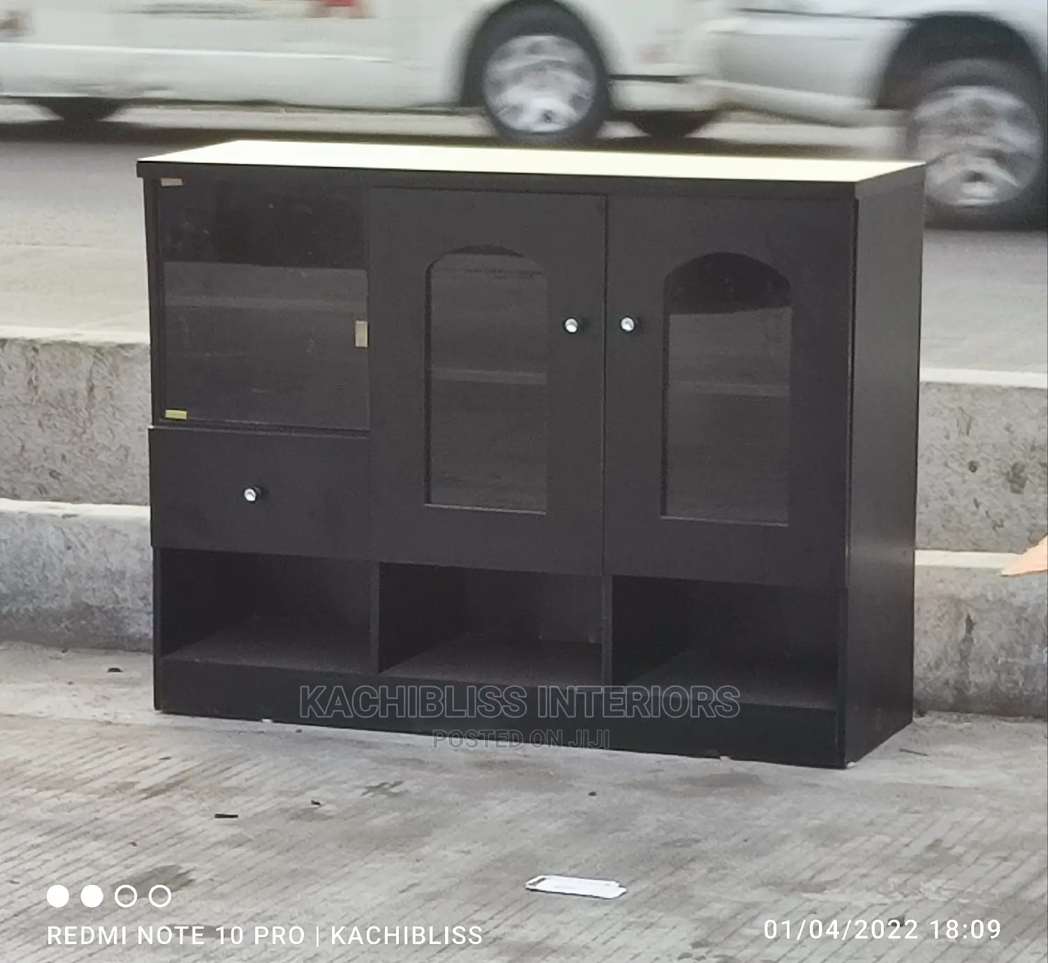 Side Console