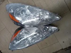 Sienna Headlamp for 2006 Model