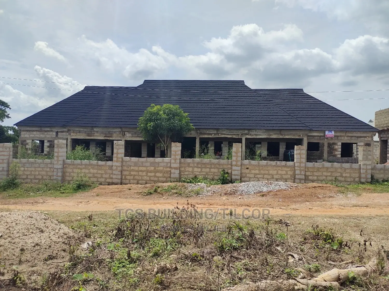 Shingles in Kristin Brand