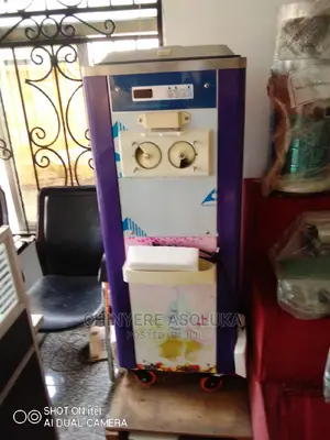 Ice Cream Machine.
