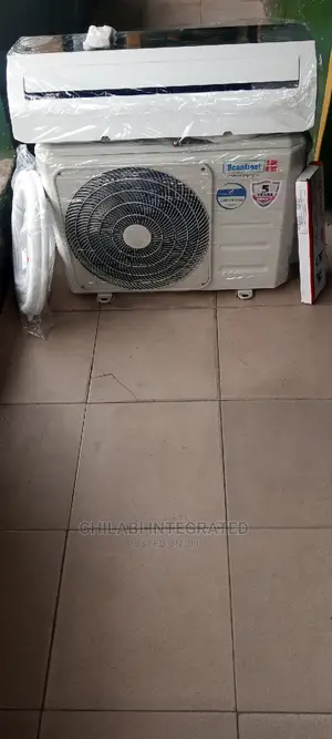 1 Month Old Neat 1.5HP SCANFROST LOW VOLTAGE Air Conditioner