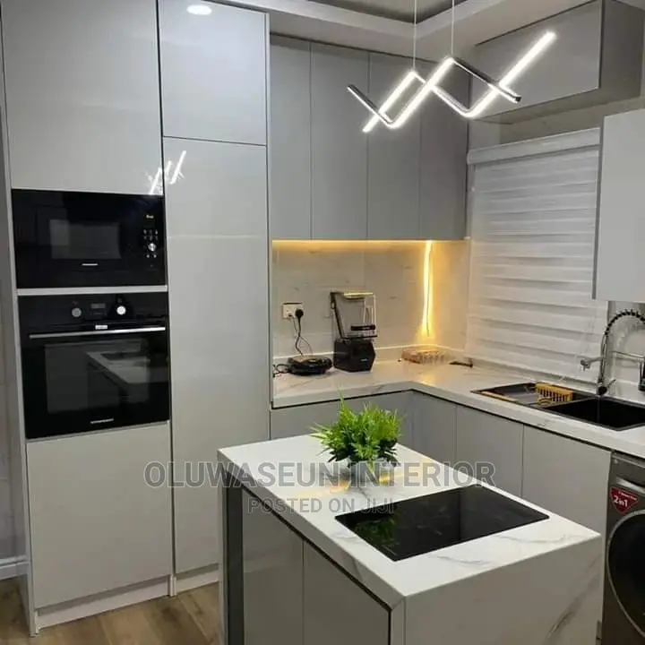 Kitchen Cabinet