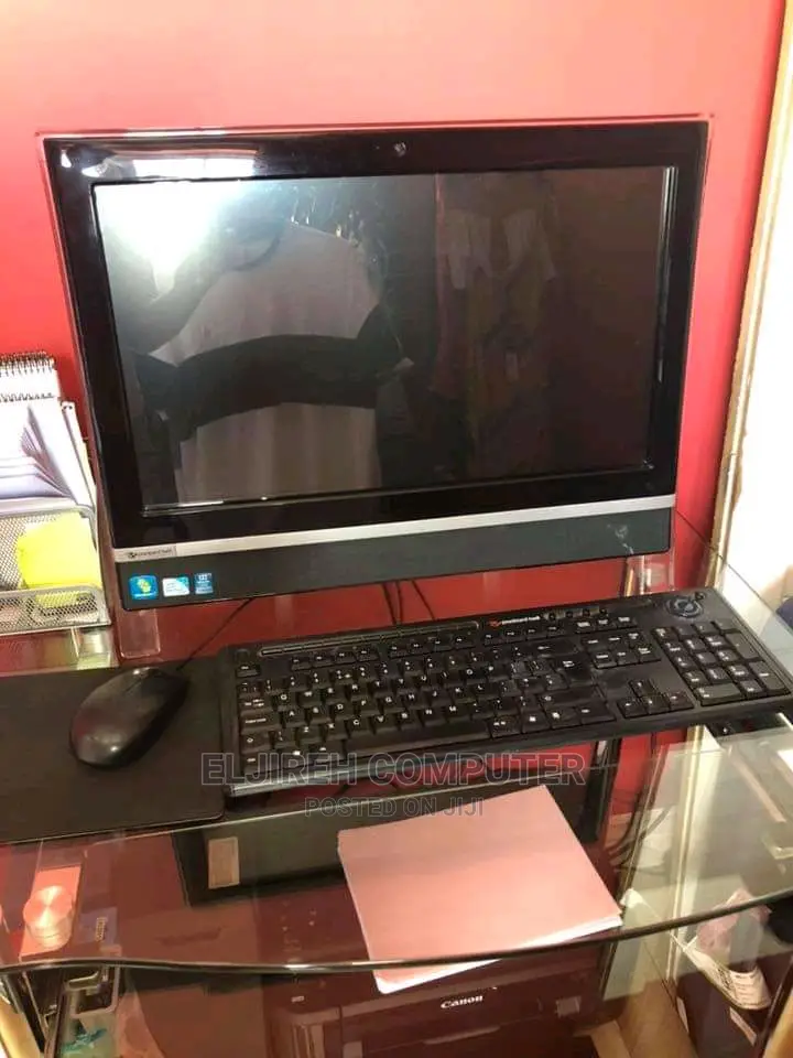 Desktop Computer 4GB Intel HDD 500GB