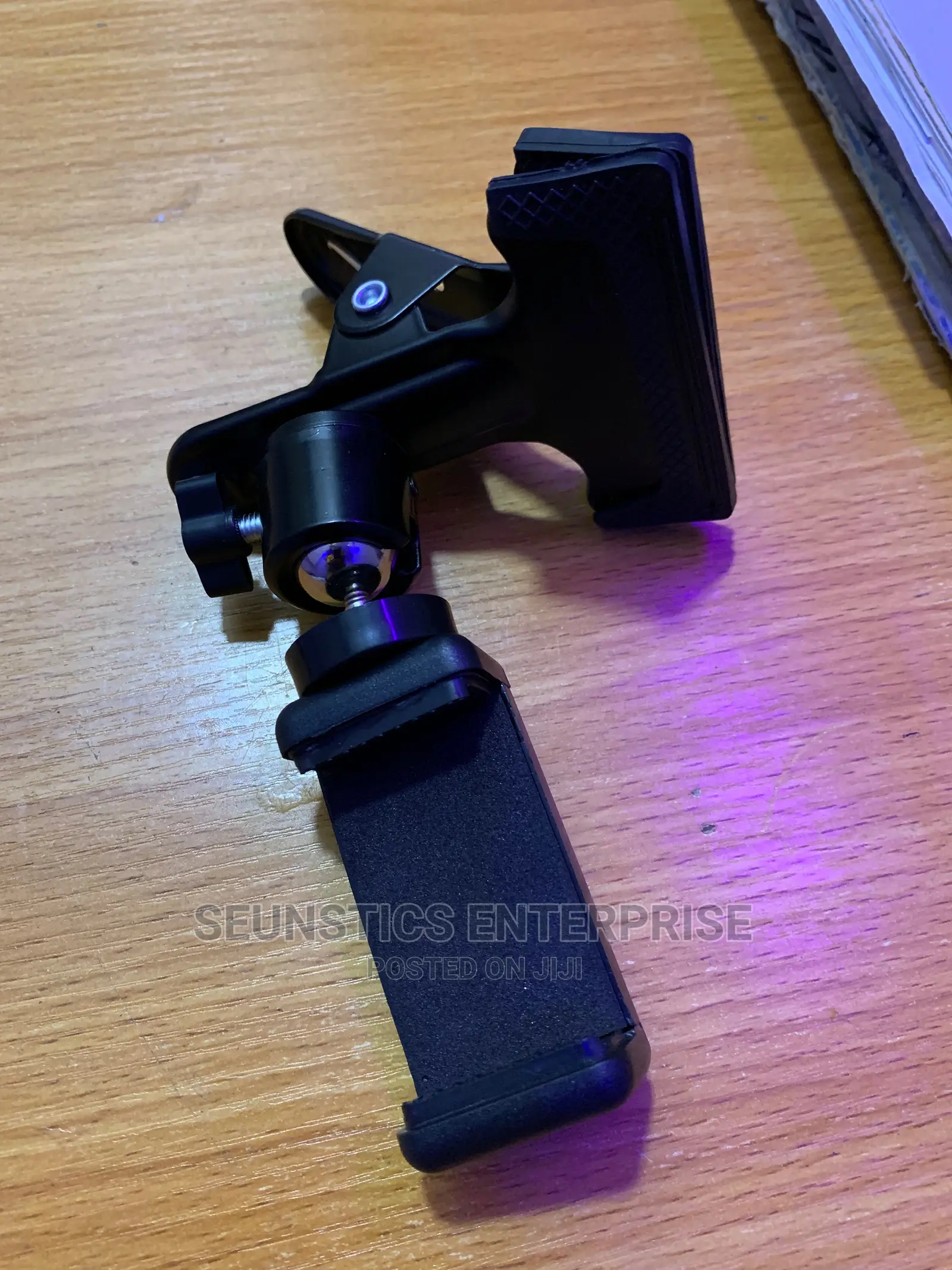 Guitar Camera Holder