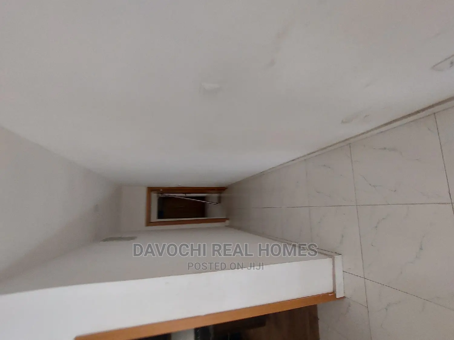 4bdrm Duplex in By Chevron Second for rent