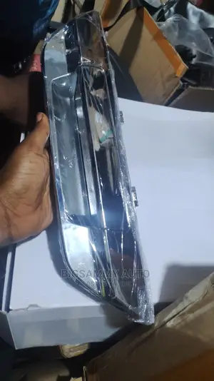 Hilux Boot / Booth / Tail Board Opener