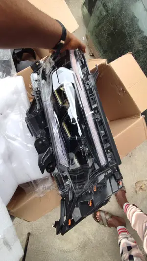 Prado 2018/2020 Three 3 Torch Headlamp