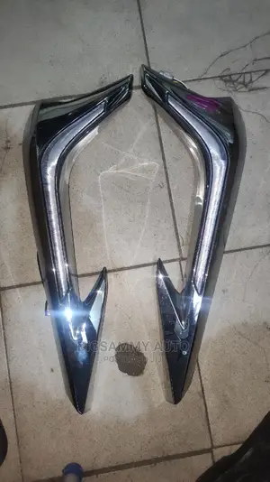Prado 2018/2020 Spoiler Light