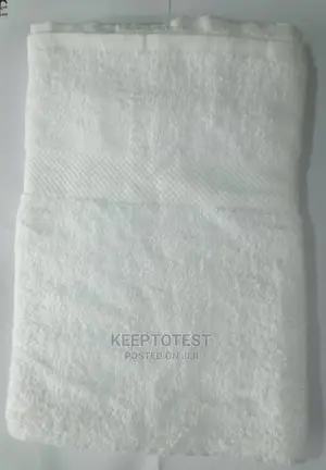 100% Cotton White Large Towel