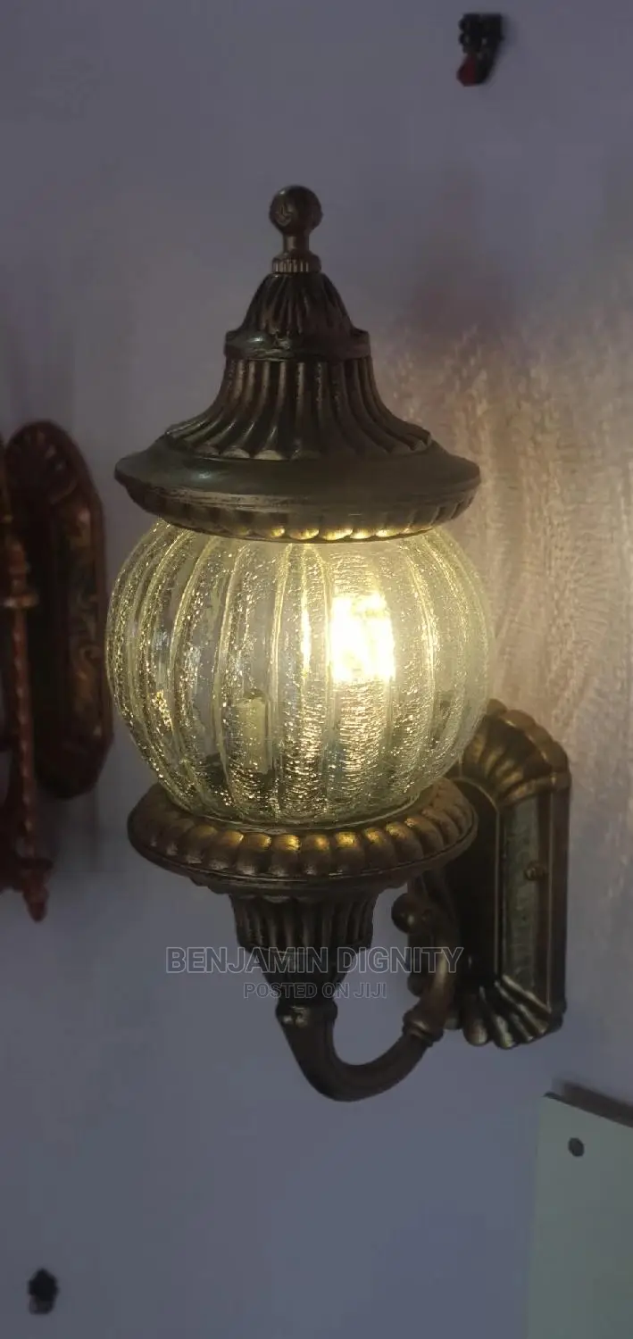 Outdoor Pillar/Gate Lamp 