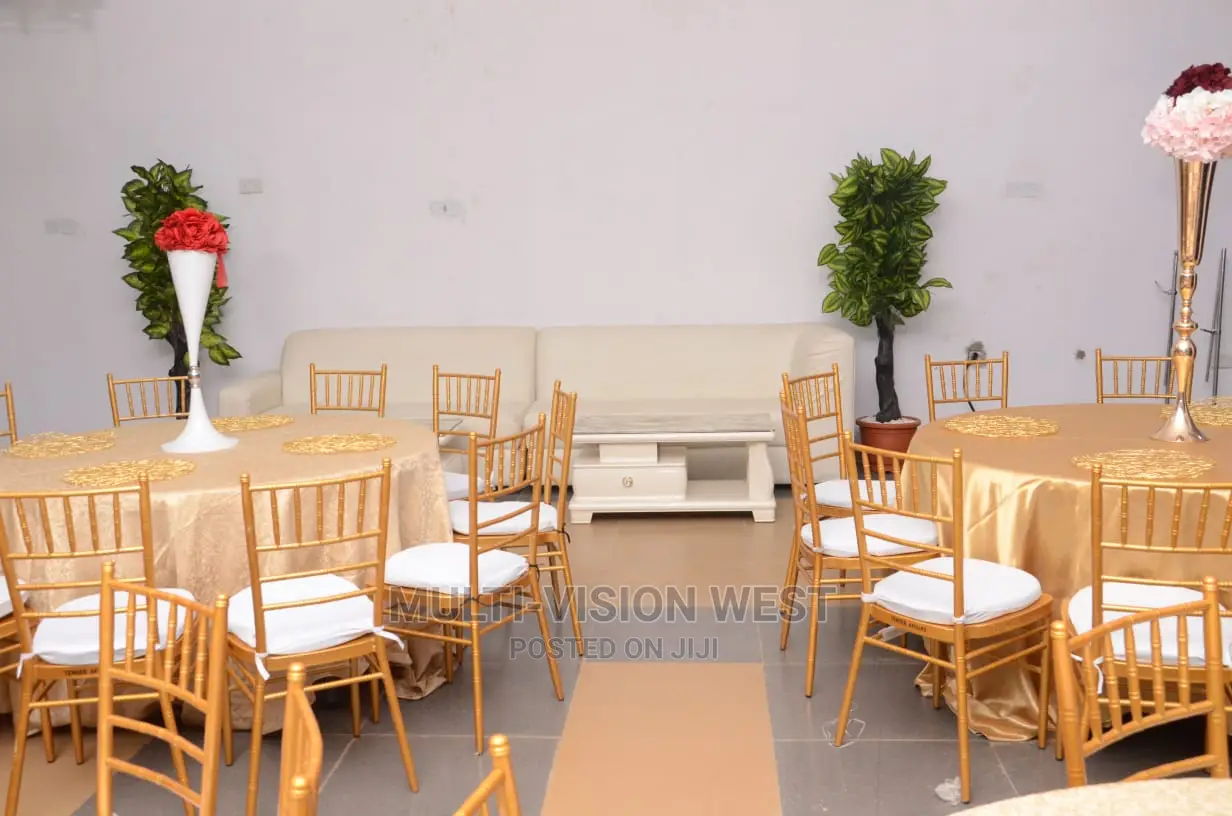 Banquet Chairs With Solid Base