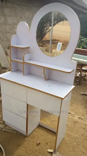 Modern Dressing Table and Mirror