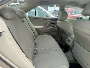Toyota Camry 2009 Gold