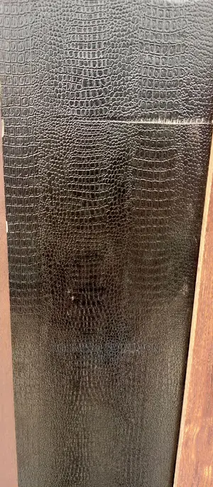 Synchronized Board Black