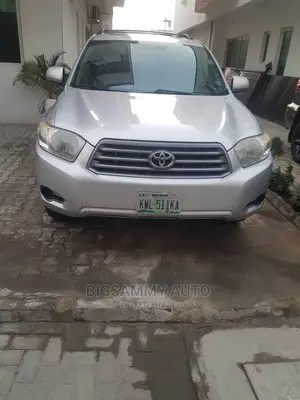 Highlander 2008 Upgraded to 2012 Model