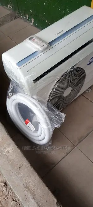 2 Months Old Seminew 1HP SAMSUNG Low Voltage Air Conditioner