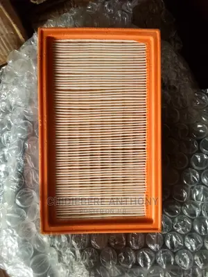 Original V6 Nissan Airfilter, Available
