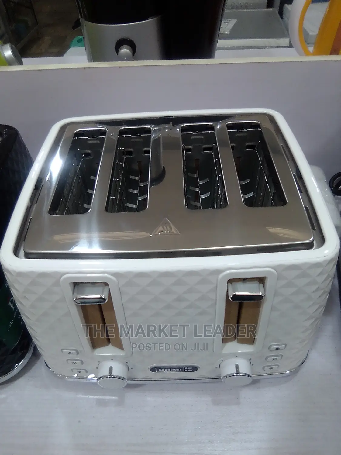 Scanfrost Toaster 4 Slice