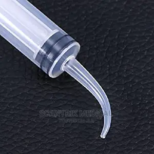 Disposable Dental Irrigation Syringe With Curved Tip- 10CC
