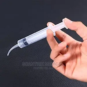 Disposable Dental Curved Irrigation Syringe for Clinic