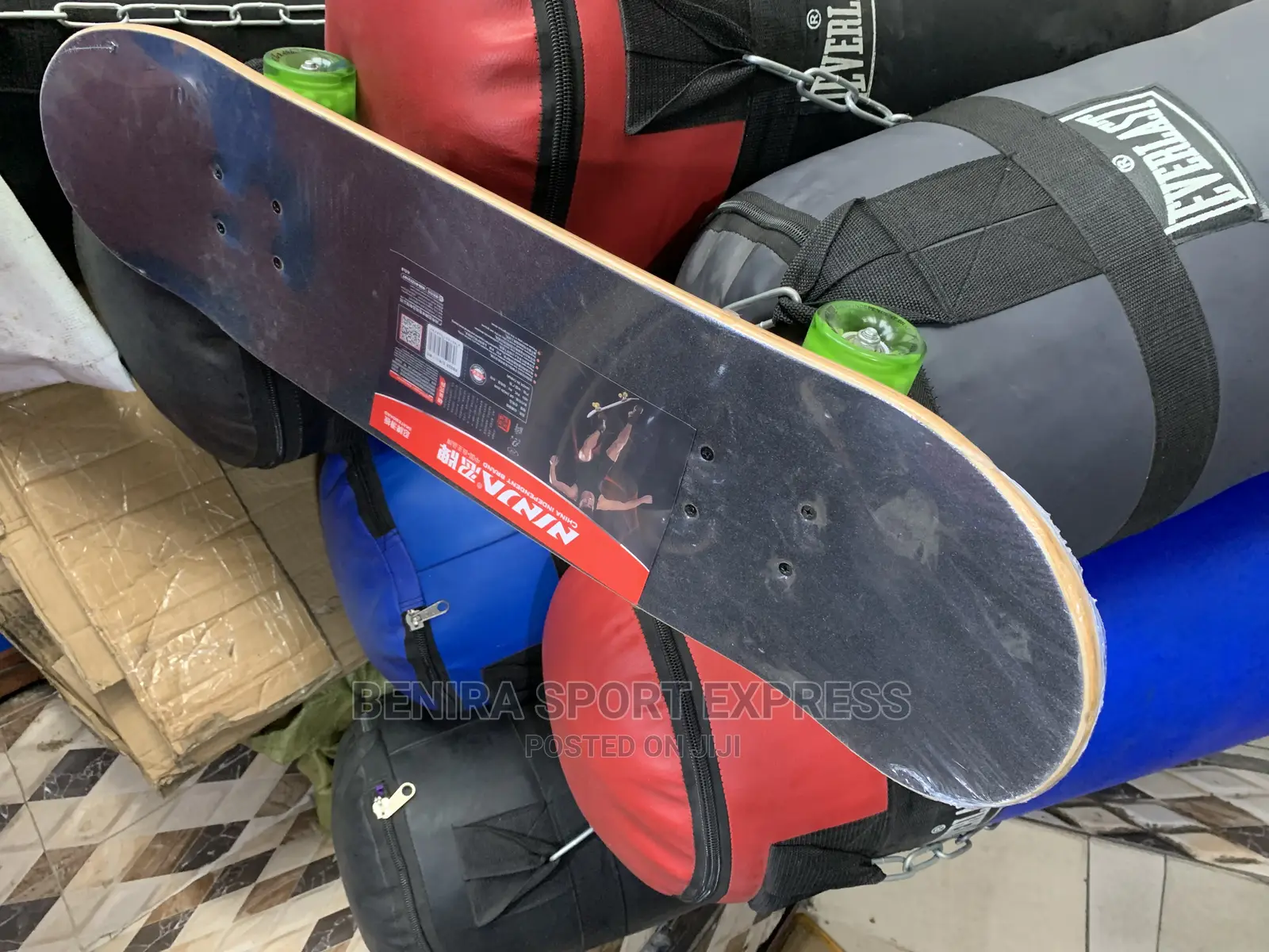 Skate Board (02)